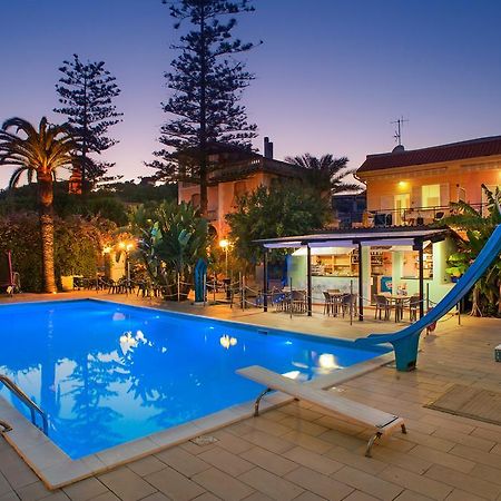 Camping Rosa Hotel San Bartolomeo Al Mare Exterior foto